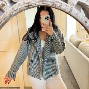 Cute grey oversized blazer jacket